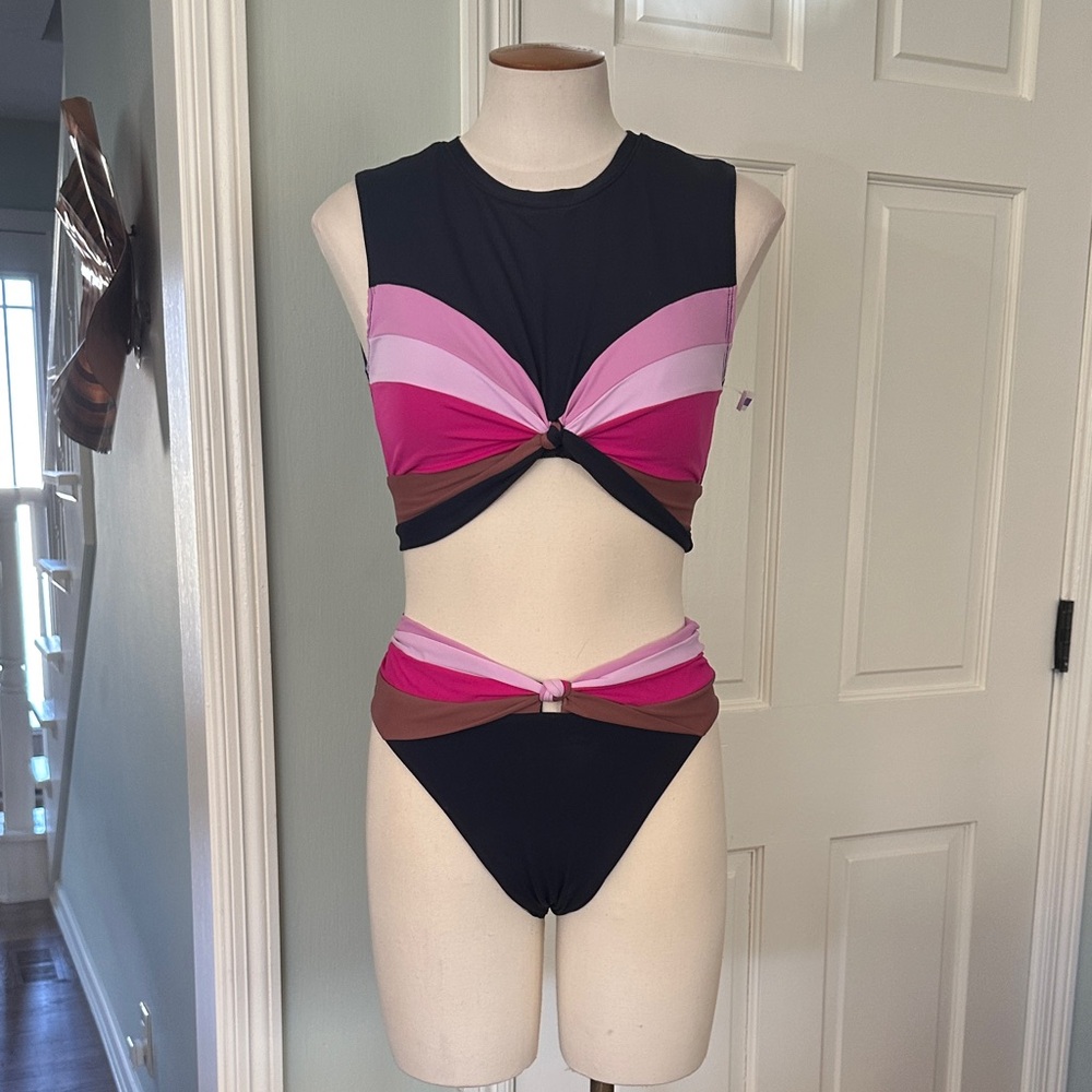 NWT Robin Piccone Billie Crew Two-piece Colorblock Swimsuit Retro Navy Pink Sz M